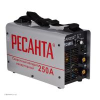 Сварочный инвертор РЕСАНТА САИ-250, кейс
